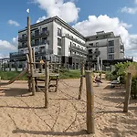 Kuestenperle Strandhotel & Hotel 4*