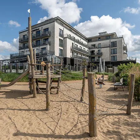 Kuestenperle Strandhotel & Hotel 4*