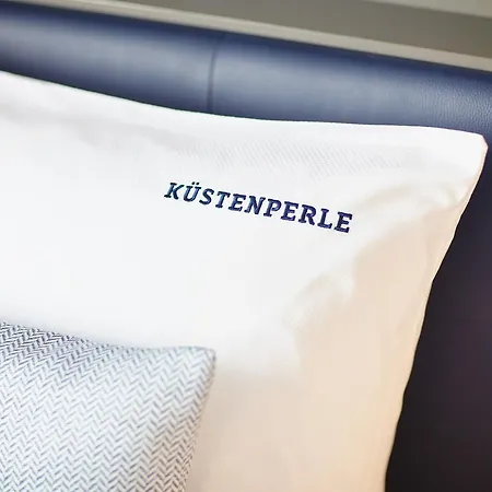 Kuestenperle Strandhotel & 4* ビューズム